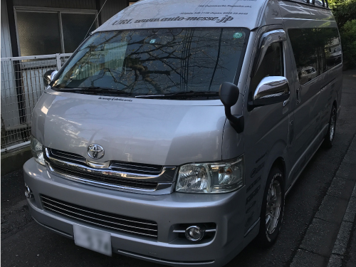 200系ハイエースバン